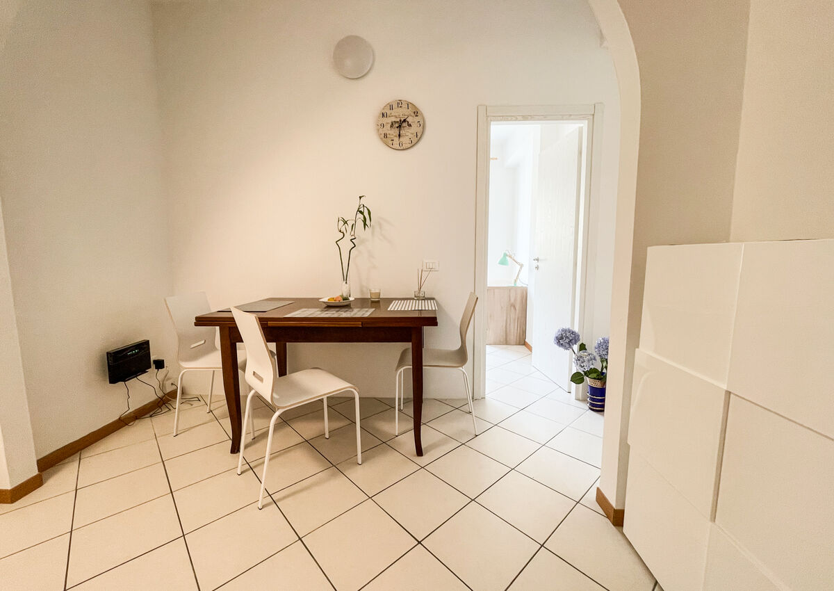 Alloggi a VICENZA - Via Fantoni - Piano 2 / stanze singole 2 / stanze doppie 1 / bagni 1