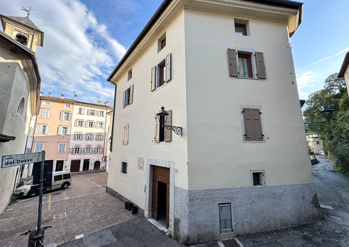 Alloggi a ROVERETO - S.Osvaldo - Piano Terra - Piano Terra / stanze singole 2 / stanze doppie 1 / bagni 1