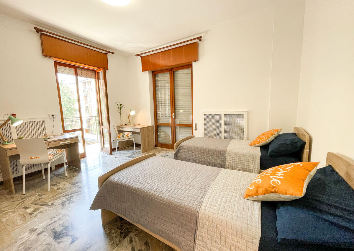 VICENZA - Via Meschinelli - Stanza 4 - Doppia - Letto 1