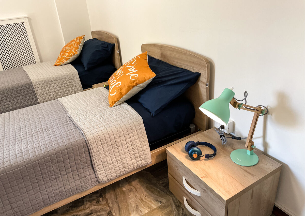 VICENZA - Via Meschinelli - Stanza 4 - Doppia - Letto 1