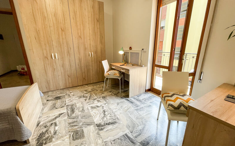 VICENZA - Via Meschinelli - Stanza 4 Doppia - Letto 2