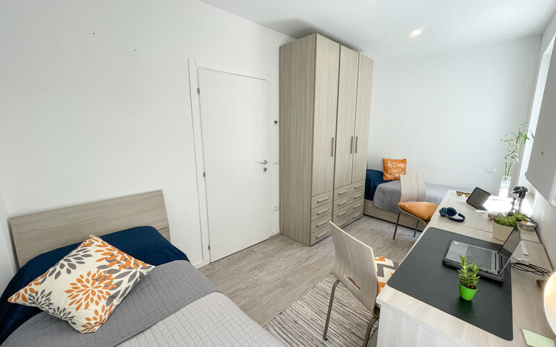 ROVERETO - S.Osvaldo - Piano Primo - Stanza 2 Doppia - Letto 2