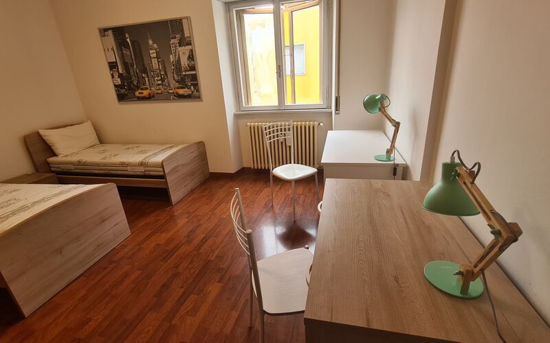VICENZA - Via Fantoni - Stanza 3 - Doppia - Letto 2