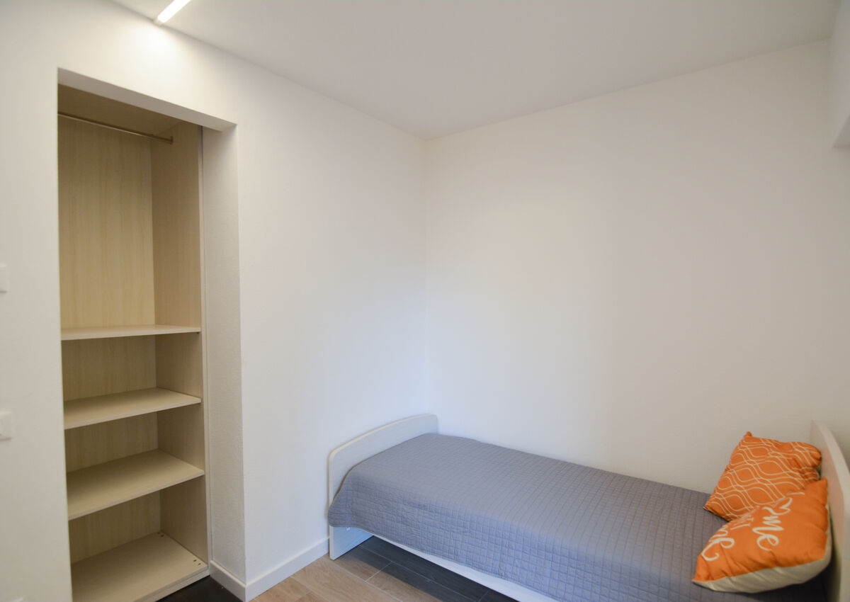 ROVERETO - Valbusa 1 - lato nord - Stanza 2 