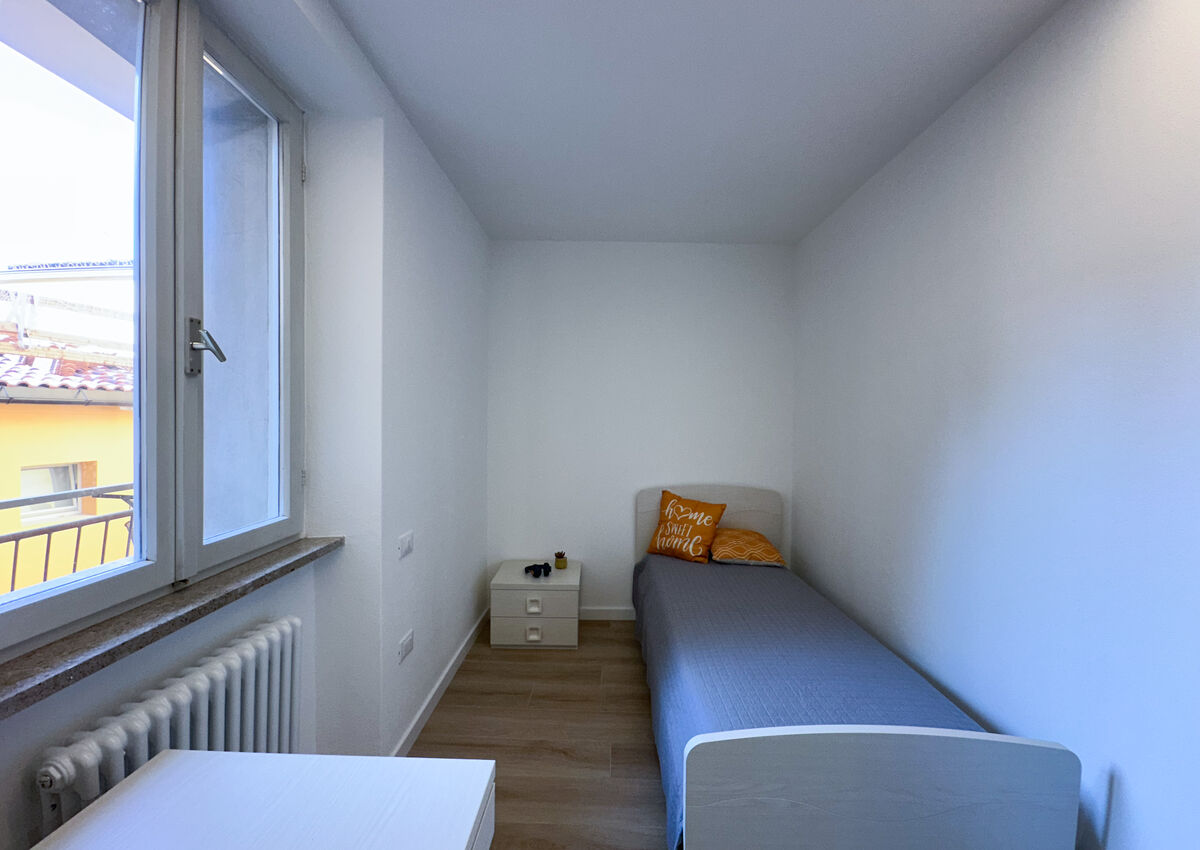 ROVERETO - Valbusa 1 - lato nord - Stanza 3