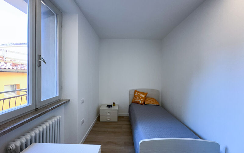 ROVERETO - Valbusa 1 - lato nord - Stanza 3