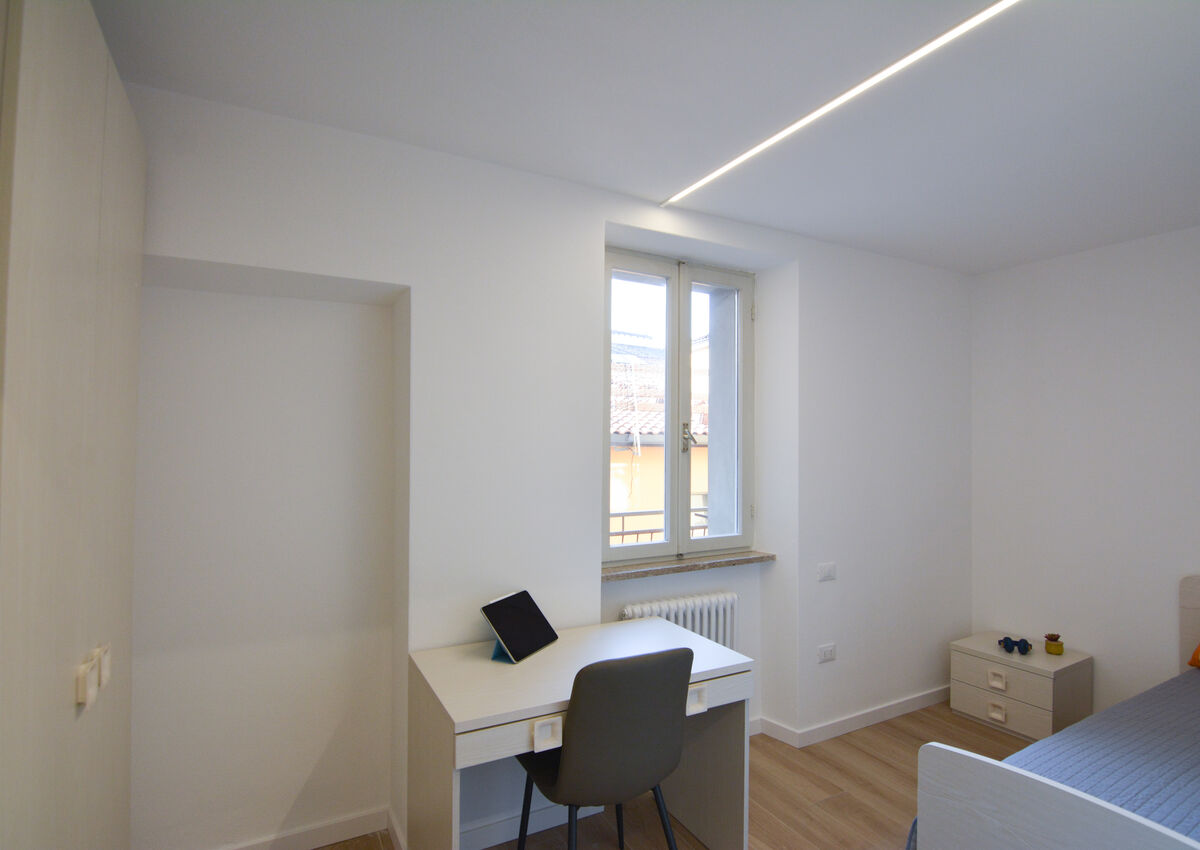 ROVERETO - Valbusa 1 - lato nord - Stanza 3