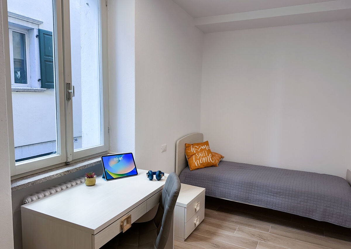 ROVERETO - Valbusa 1 - lato nord - Stanza 4