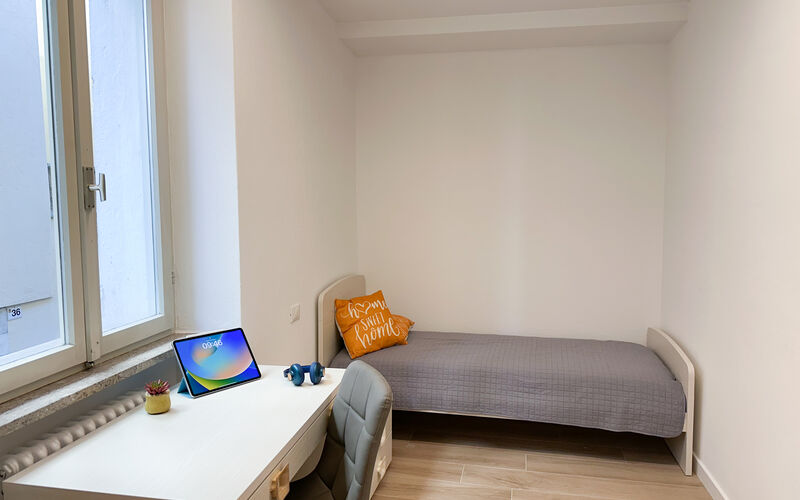 ROVERETO - Valbusa 1 - lato nord - Stanza 4