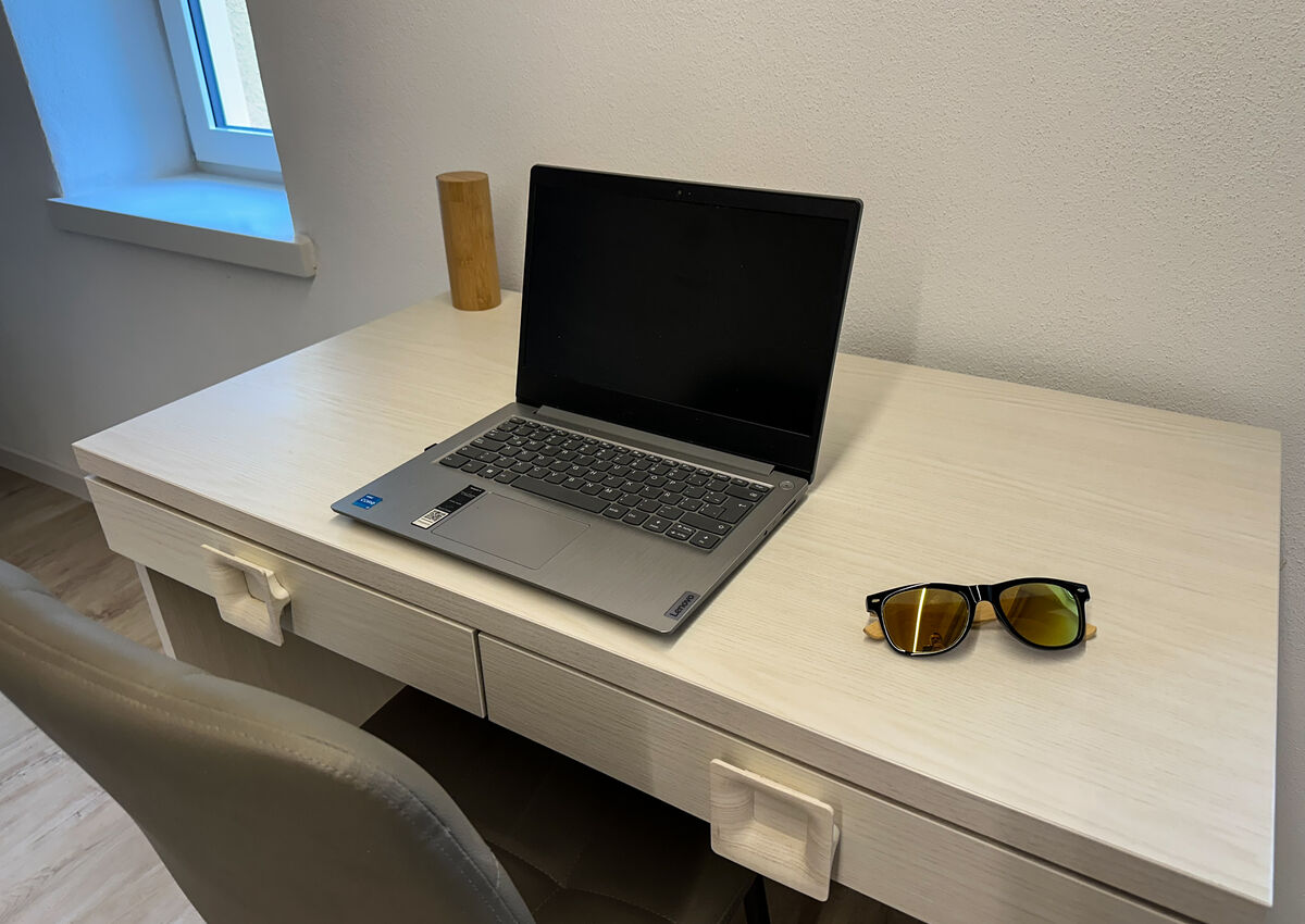 ROVERETO - Valbusa 4 - lato sud - Stanza 2