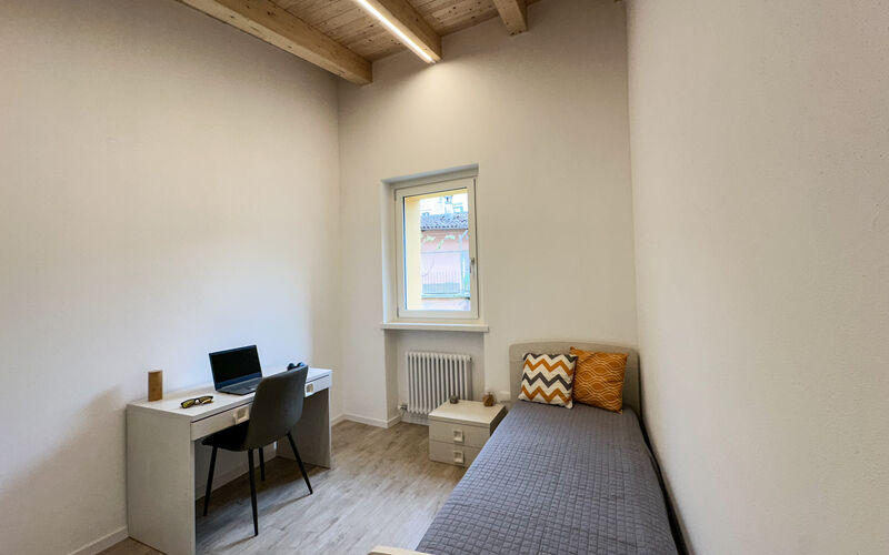 ROVERETO - Valbusa 4 - lato sud - Stanza 4