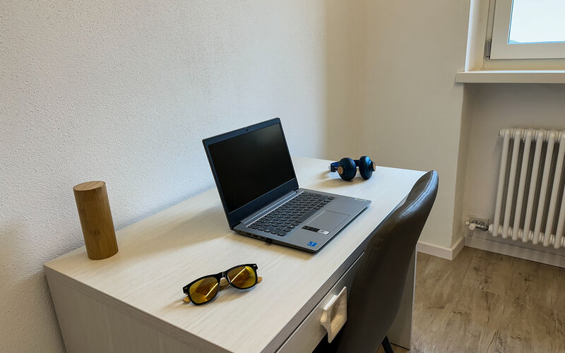 ROVERETO - Valbusa 4 - lato sud - Stanza 4