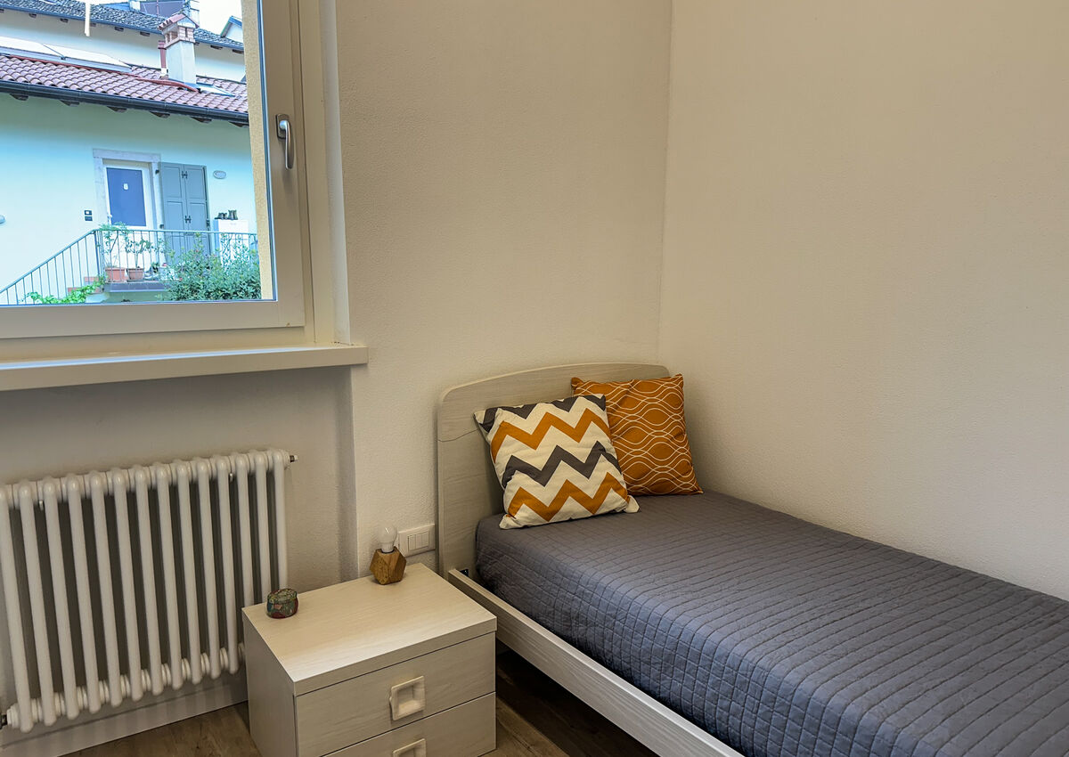 ROVERETO - Valbusa 4 - lato sud - Stanza 4