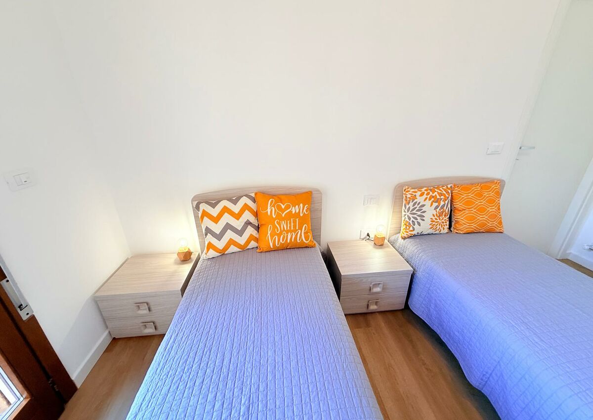 VICENZA - Via Arzignano - Stanza doppia - letto 2