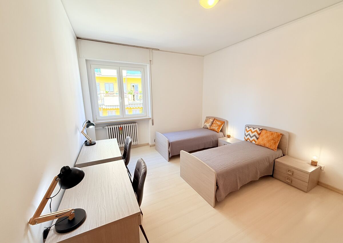 VICENZA - Via Borgo Casale - Stanza doppia 3 - letto 1